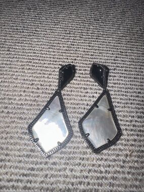 Kendra Scott Black Frame Mother-of-Pearl Drop Earrings